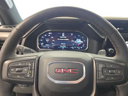 Used 2025 GMC Sierra 1500 AT4 w/ AT4 Premium Package AWD/4WD image 36