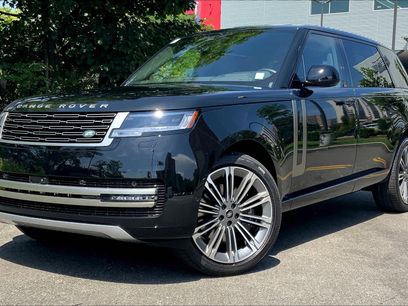 New 2025 Land Rover Range Rover Long Wheelbase SE