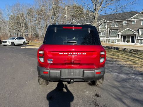 Used 2025 Ford Bronco Sport Badlands image 25