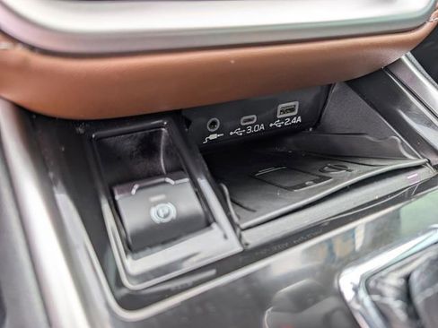 Used 2023 Subaru Outback Touring XT image 27