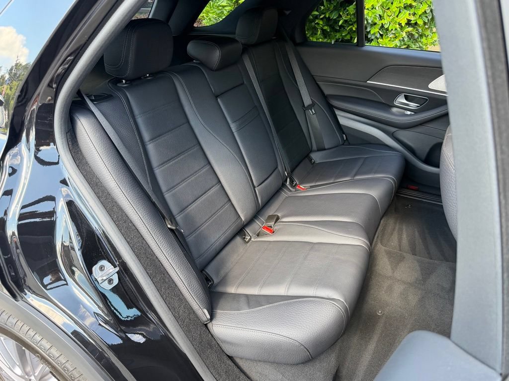 Used 2022 Mercedes-Benz GLE 350 4MATIC w/ Premium Package image 38