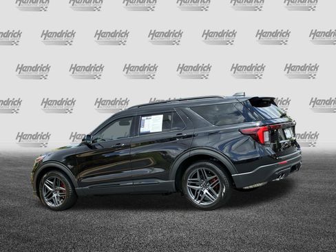 Used 2025 Ford Explorer ST AWD/4WD image 8
