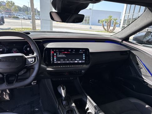 Used 2024 Dodge Charger Scat Pack w/ Plus Group image 27