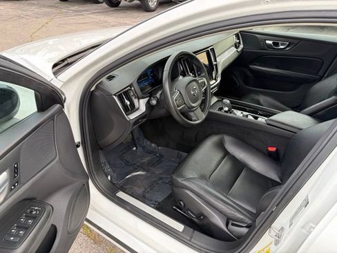 Used 2024 Volvo S60 B5 Core FWD image 13