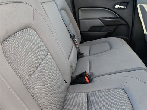 Used 2019 Chevrolet Colorado LT image 24