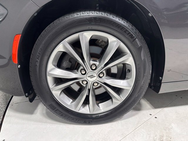 Used 2020 Dodge Charger SXT AWD/4WD image 6