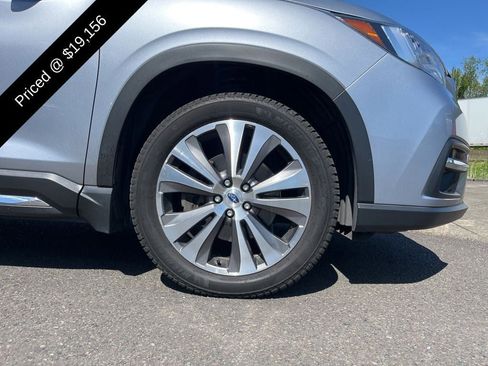 Used 2021 Subaru Ascent Limited w/ Technology Package AWD/4WD image 4