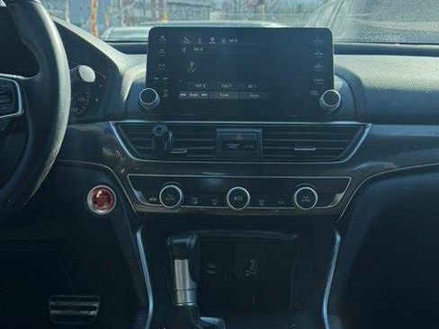 Used 2020 Honda Accord Sport image 13