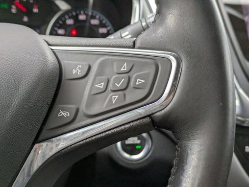 Used 2020 Chevrolet Equinox Premier image 28