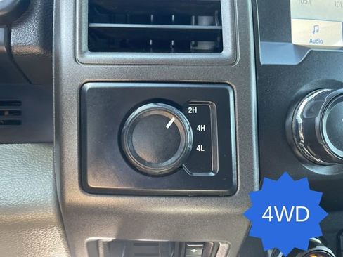 Used 2022 Ford F250 XL w/ Power Equipment Group AWD/4WD image 16