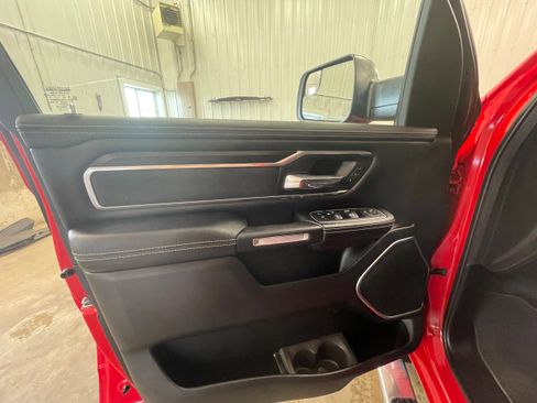 Used 2023 RAM 1500 Laramie image 12