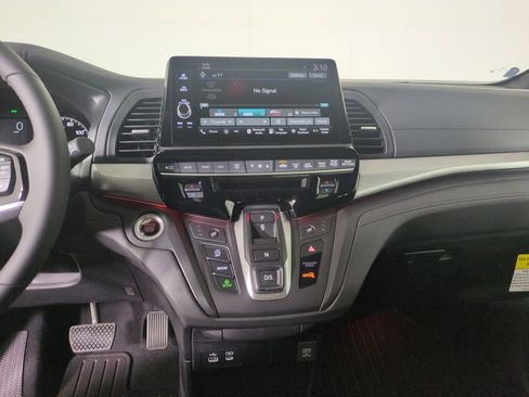 New 2026 Honda Odyssey Sport-L image 17