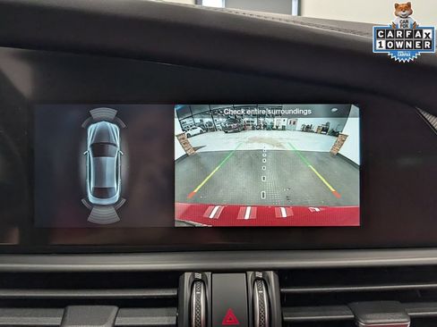 Used 2026 Alfa Romeo Giulia AWD image 14
