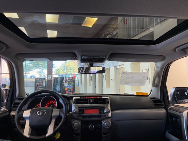 Used 2011 Toyota 4Runner SR5 AWD/4WD image 27