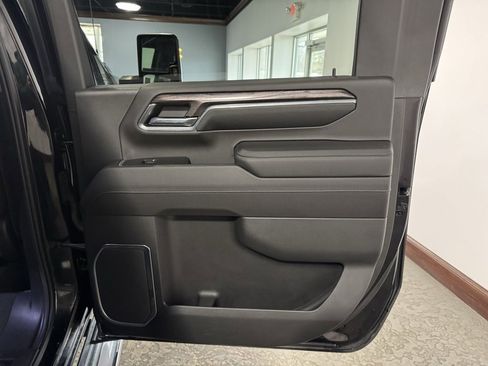 Used 2024 Chevrolet Silverado 3500 LTZ w/ LTZ Plus Package image 25