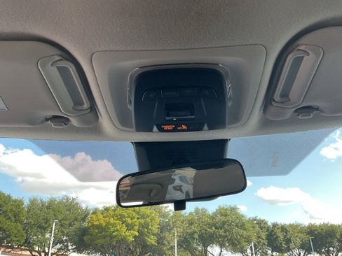 Used 2025 Toyota Corolla LE FWD image 19