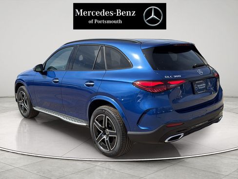 Certified 2026 Mercedes-Benz GLC 300 4MATIC image 3