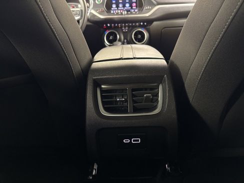Used 2022 Chevrolet Blazer LT image 25