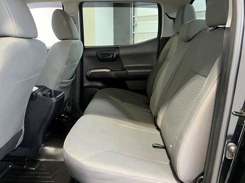 Used 2019 Toyota Tacoma SR5 image 20