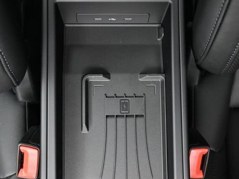 Used 2026 Porsche 911 Carrera RWD image 18