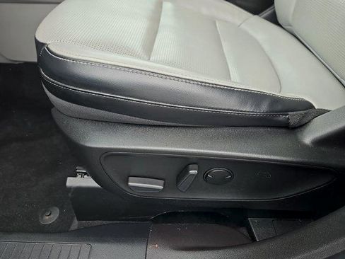 Certified 2023 Ford Escape Platinum AWD/4WD image 12