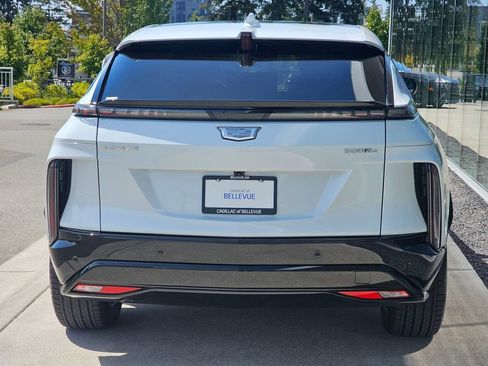 New 2026 Cadillac Lyriq Sport AWD/4WD image 4