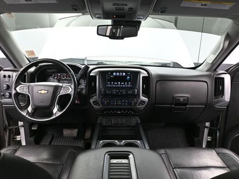 Used 2017 Chevrolet Silverado 1500 LTZ Z71 image 30