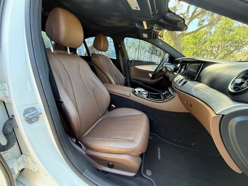 Used 2018 Mercedes-Benz E 300 image 20