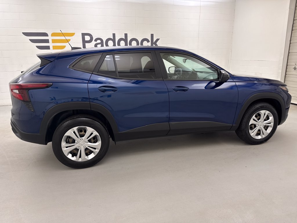 Used 2024 Chevrolet Trax LS FWD image 7
