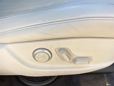 Used 2021 Genesis GV80 2.5T w/ Prestige Package 04 image 21