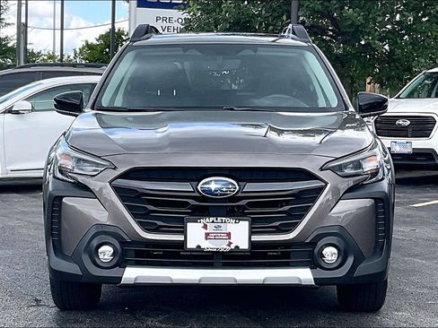 Used 2024 Subaru Outback Limited AWD/4WD image 2