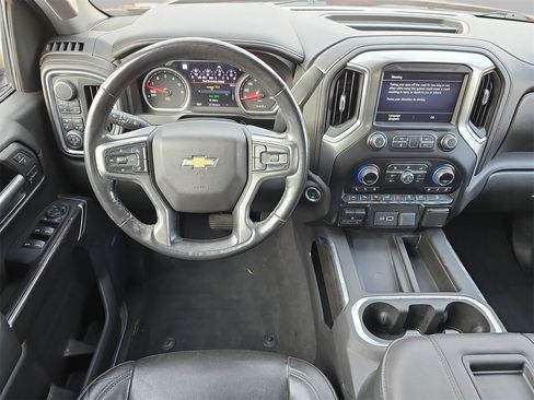 Used 2019 Chevrolet Silverado 1500 LTZ w/ LTZ Premium Package image 15