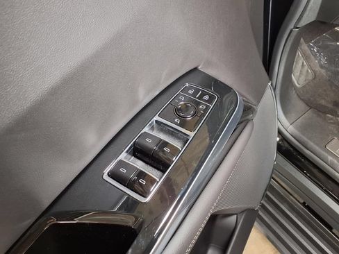 New 2026 Cadillac Escalade ESV Sport AWD/4WD image 15