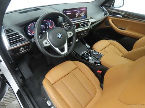 Used 2023 BMW X3 xDrive30i w/ Premium Package image 9