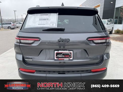 New 2025 Jeep Grand Cherokee L Altitude image 21