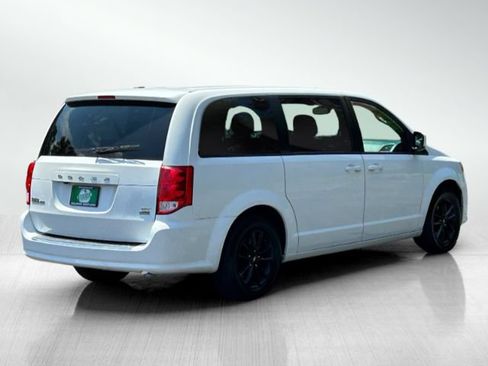 Used 2019 Dodge Grand Caravan GT FWD image 4