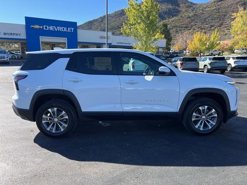 New 2026 Chevrolet Equinox LT image 8