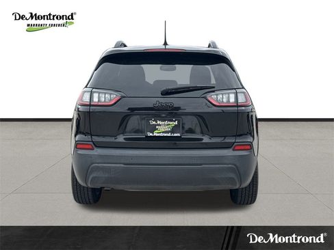 Used 2021 Jeep Cherokee Latitude Plus image 6