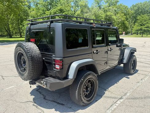 Used 2015 Jeep Wrangler Unlimited Sport AWD/4WD image 5