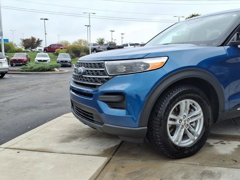 Used 2022 Ford Explorer XLT image 19