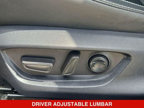 Used 2025 Toyota Camry SE FWD image 16