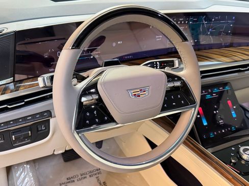 New 2026 Cadillac Escalade Platinum Sport AWD/4WD image 14
