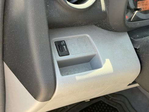 Used 2012 Toyota RAV4 FWD w/ Value Pkg image 6