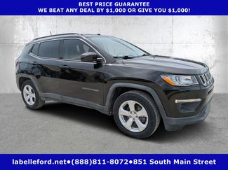 Used 2019 Jeep Compass Latitude image 1