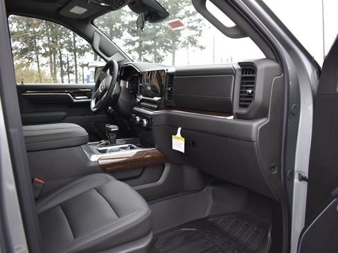 New 2026 GMC Sierra 1500 Elevation w/ Elevation Premium Package image 5