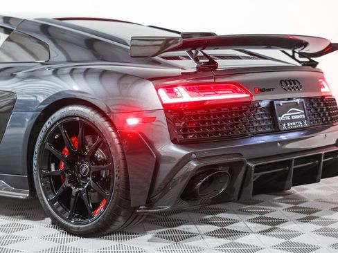 Used 2023 Audi R8 V10 GT RWD image 17