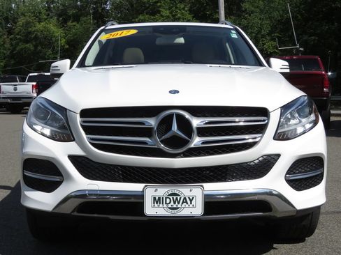 Used 2017 Mercedes-Benz GLE 350 4MATIC image 2