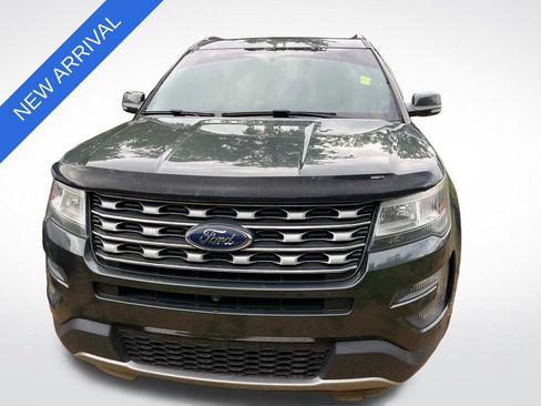 Used 2016 Ford Explorer Limited FWD image 7