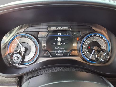 Used 2022 RAM 2500 Limited image 13