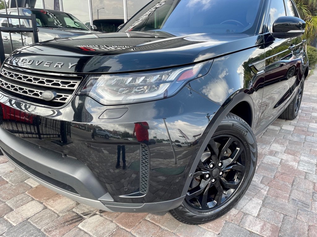 Used 2017 Land Rover Discovery SE AWD/4WD image 24